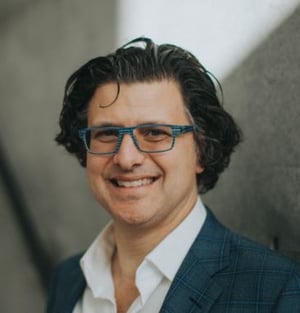 Dave cropped headshot